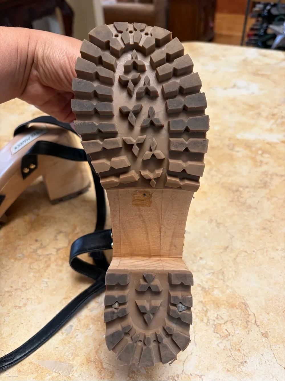Steve Madden chic platform